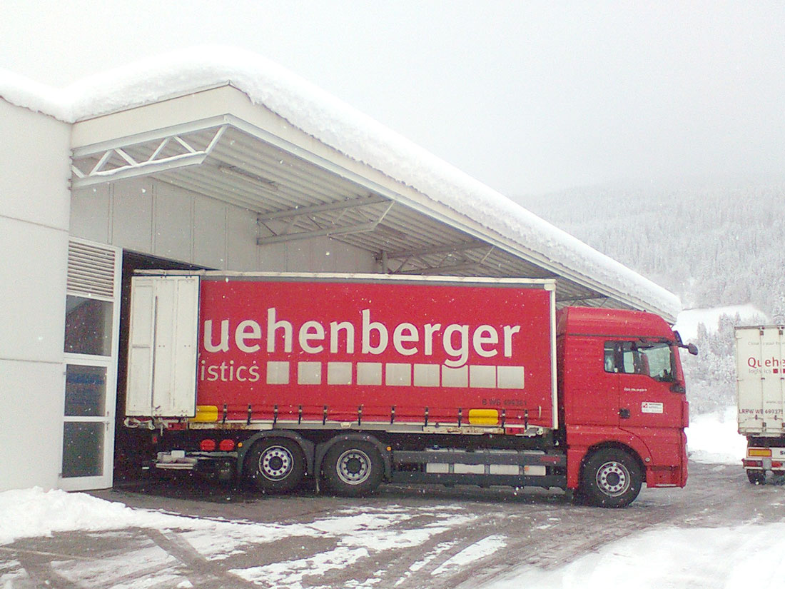 Lieferung am Werbemittellager Sternath